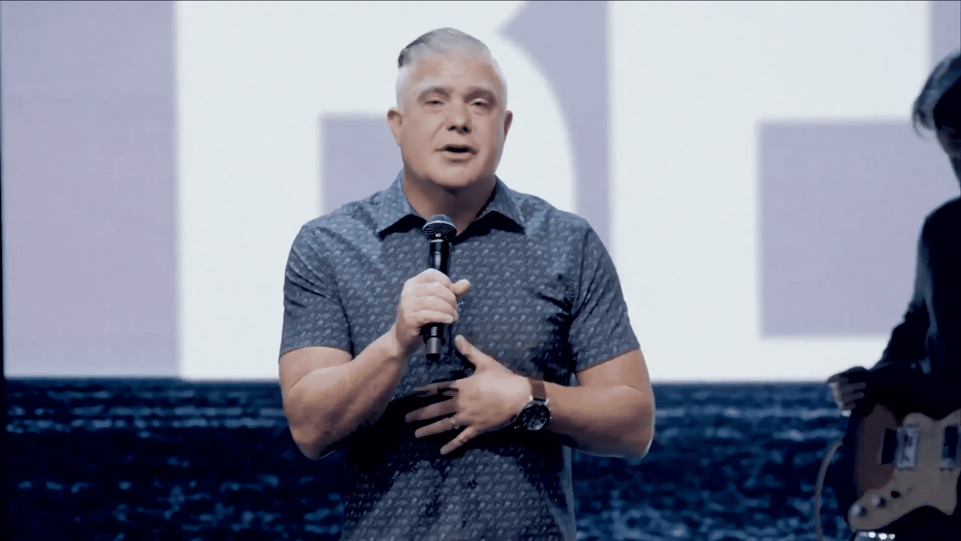 Closing Prayer and Invitation