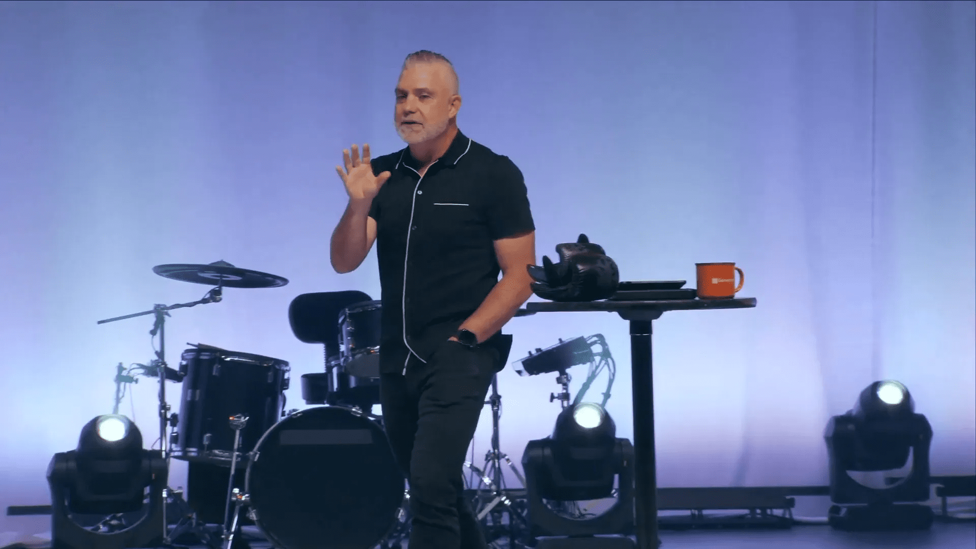 Pastor discussing fear and faith